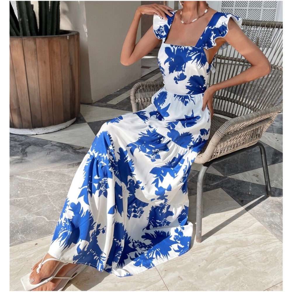 Boho Floral Print Open Back Butterfly Sleeve Maxi Dress - Picture 5 of 9